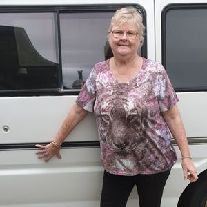 Meet your Posher, Paula